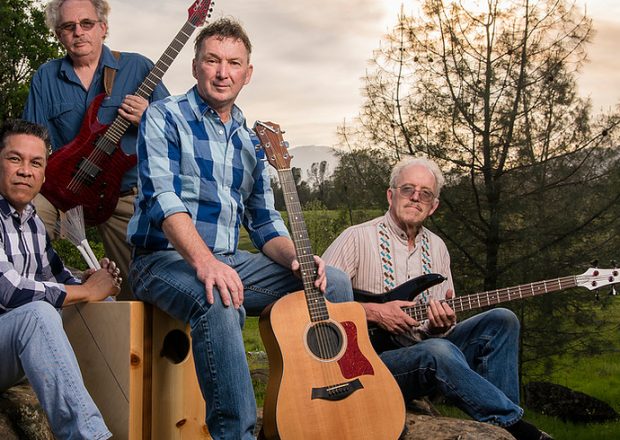 Live at the Vineyard- John Hoover & The Mighty Quinns
